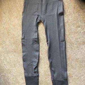Lululemon Size 4 Cropped Grey Leggings